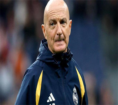 Manchester Evening News: Manchester United Đã Thống Nhất Hợp Đồng Với David Nhưng Đối Mặt Với Sự Cạnh Tranh Từ Nhiều Đội Bóng